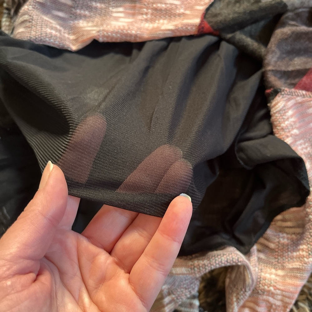 Chic Patchwork Long Sleeve Top - Red, Black, Gray - image 4